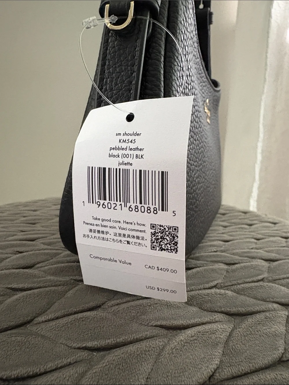 kate spade Black Pebbled Leather small Shoulder Bag with Gold Logo